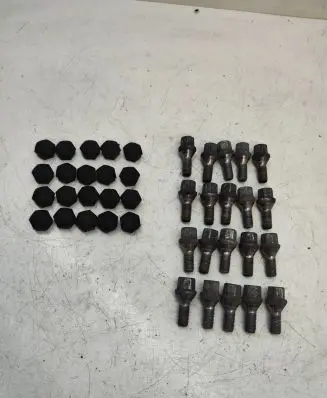 Nissan Qashqai Nuts/bolts 