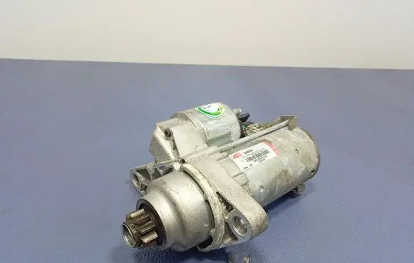 Skoda Fabia Mk2 (5J) Starter motor S3044