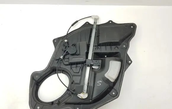 Mazda CX-7 Rear window lifting mechanism without motor EG217397X