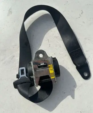 Mini Cooper Hatch Hardtop Rear seatbelt 619441200A