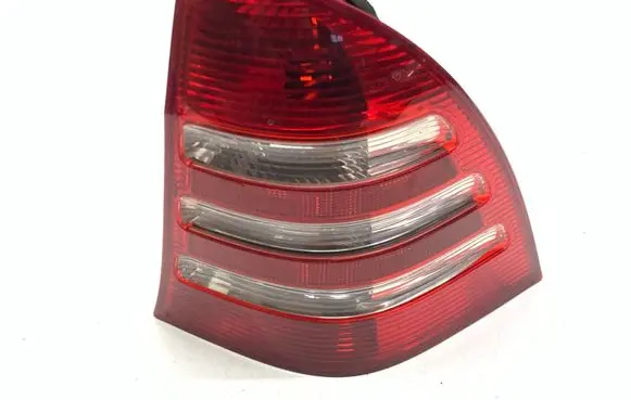 Mercedes-Benz C W203 Rear/tail lights