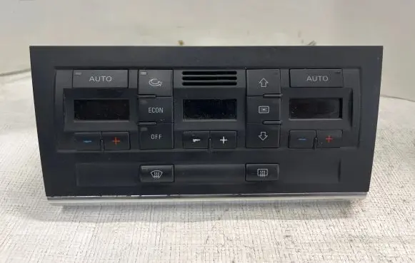 Audi A4 S4 B7 8E 8H Climate control unit 8E0820043BJ 0554897
