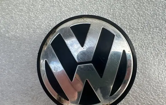 Volkswagen PASSAT B7 Original wheel cap 3B7601171