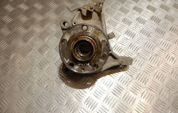 Volkswagen PASSAT B6 Front wheel hub spindle knuckle 3C0407257 474