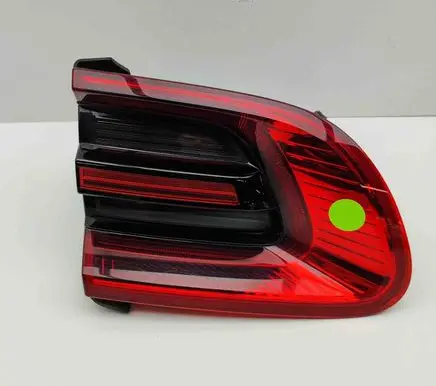 Porsche Macan (95B) Tailgate rear/tail lights 95B945093F