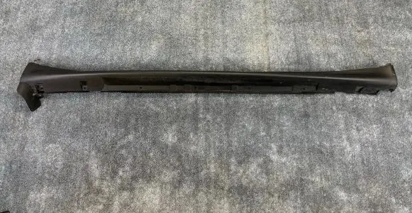 Nissan Juke I F15 Sill/side skirt trim 768501ka6a LP044