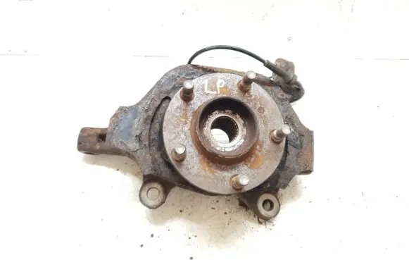 Nissan Murano Z50 Front wheel hub spindle knuckle