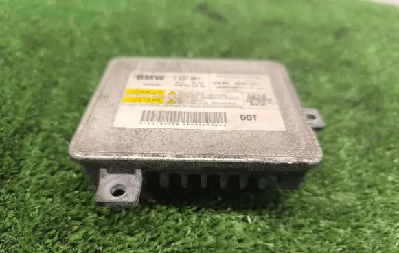 BMW 5 F10 F11 Headlight ballast module Xenon 7237647