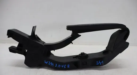 Mercedes-Benz E W211 Accelerator throttle pedal A2113000904