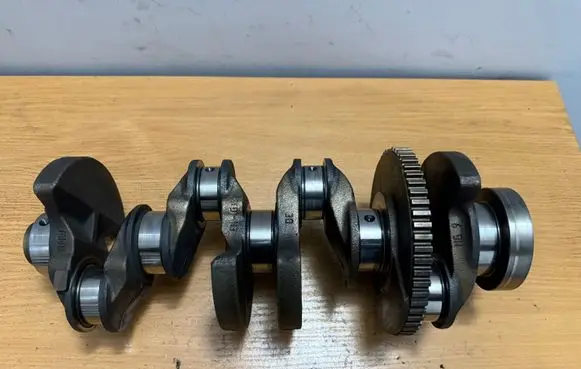 BMW 3 E90 E91 Crankshaft 11217516040 7516040