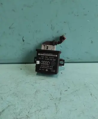 Audi A6 S6 C6 4F Light module LCM 8P0907357F 5LA00837901