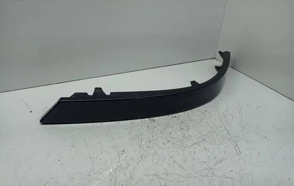 BMW 7 E65 E66 Rear/tail light trim molding 7155446