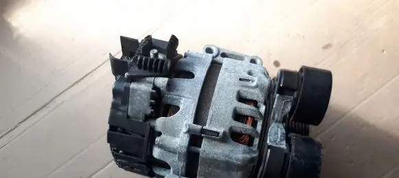 Audi A4 S4 B9 Generator/alternator 06L903018JX