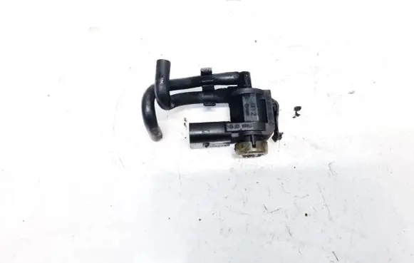 Audi Q7 4L Turbo solenoid valve 1j0906283c