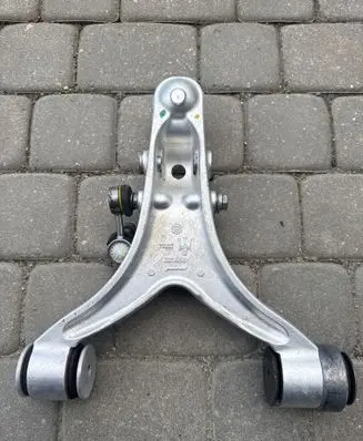Maserati GranTurismo Front control arm 3206581
