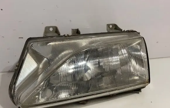 Peugeot 806 Headlight/headlamp 60979770G