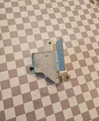 Porsche Macan (95B) Engine mounting bracket 95B971920A