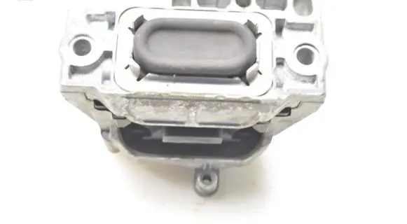 Volkswagen PASSAT B7 Engine mounting bracket 1K0199262CN