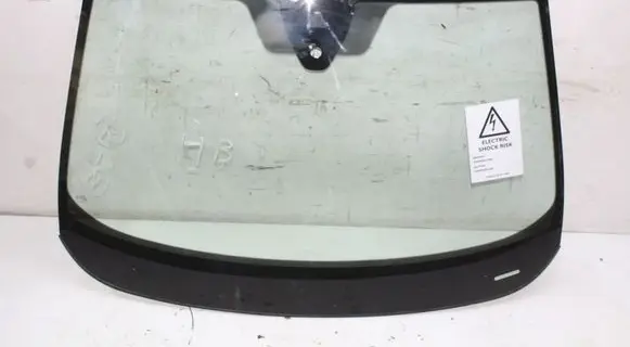 Cupra Formentor Front windscreen/windshield window 5FF845011K