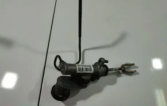 Opel Frontera B Master brake cylinder