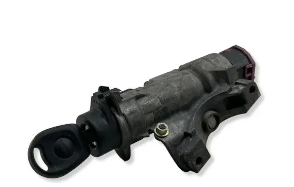 Audi A4 S4 B6 8E 8H Ignition lock 4B0905851C