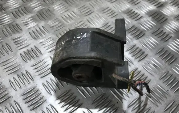 Honda Civic Engine mount bracket av68907 av-68907