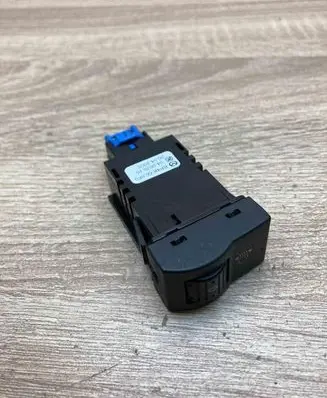 Mazda 3 I Headlight level height control switch BP4K666F0 040574810