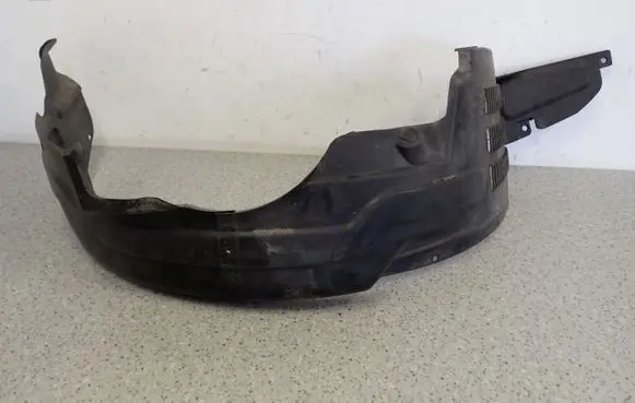 KIA Rio Front arch 