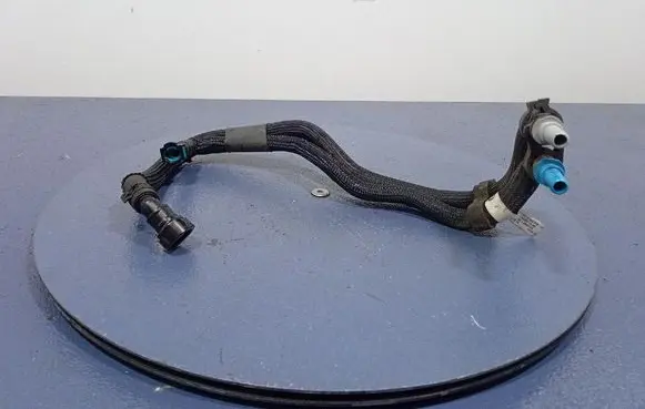 BMW X5 E53 Fuel line pipe 8589839