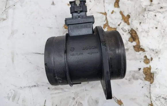Seat Ibiza IV (6J,6P) Mass air flow meter 03P906461