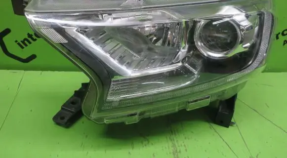 Ford Ranger Headlight/headlamp