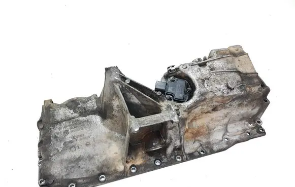 BMW X5 E70 Oil sump 7807806 11137807806