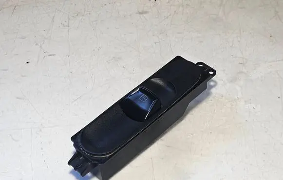 Mercedes-Benz Vito Viano W639 Electric window control switch A6395450613