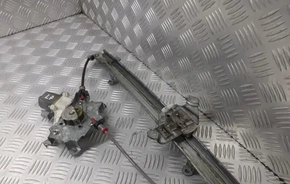 Nissan Micra Front door window regulator with motor 0130822202