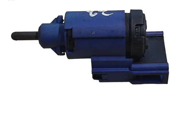 Clutch pedal sensor