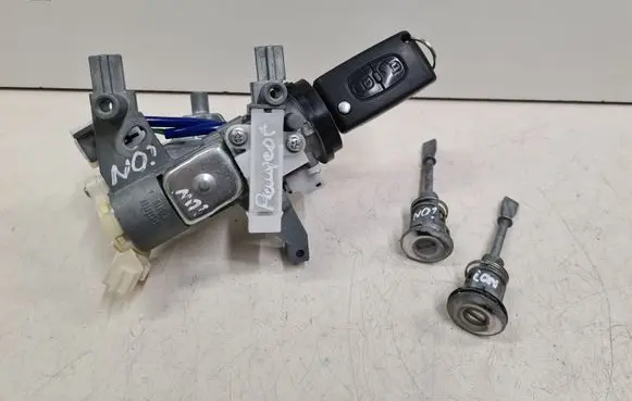 Peugeot iOn Ignition lock