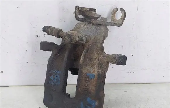 Mitsubishi Carisma Rear brake caliper