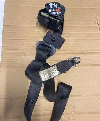 Volkswagen Transporter - Caravelle T4 Rear seatbelt 705857811 705857827