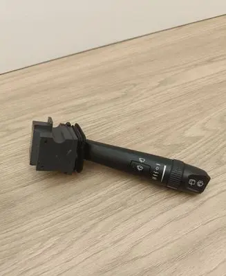 Volvo XC70 Wiper control stalk 30768101 05W44D