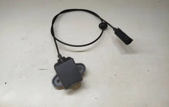 Chrysler Town u0026 Country V Engine bonnet (hood) release handle 