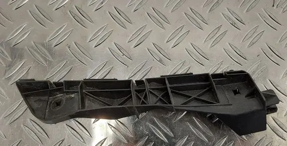 Toyota Avensis T250 Front bumper mounting bracket 5253505020