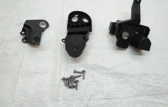 Peugeot 308 Headlight/headlamp mounting bracket 9839992480