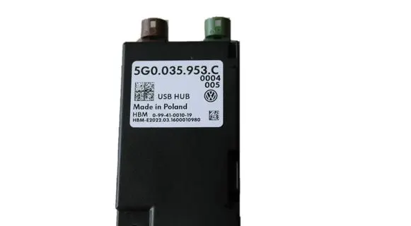 Volkswagen Caddy USB control unit 5G0035953C