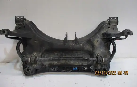 Nissan Qashqai Front axle beam 