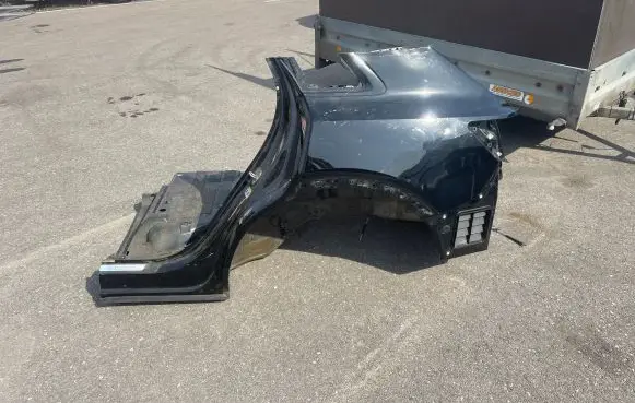 Rear quarter panel