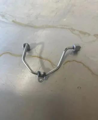 Mercedes-Benz C W205 Fuel injector supply line/pipe 