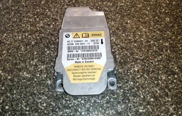 BMW 5 E60 E61 Airbag control unit/module 9160557