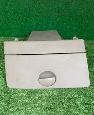 Fiat Panda II Glove box