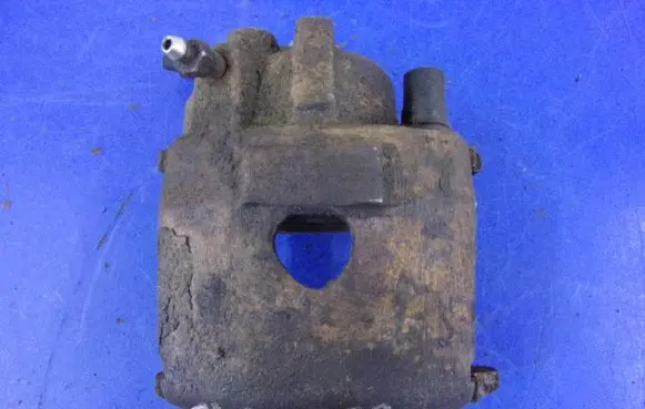 Seat Ibiza II (6k) Front brake caliper