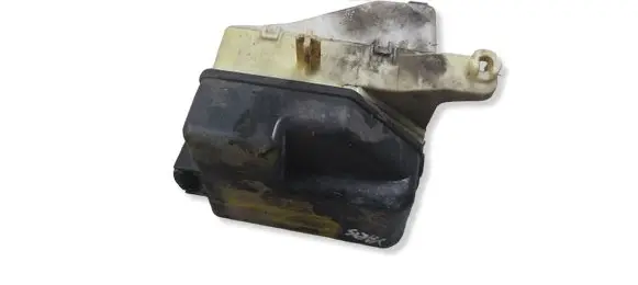 Toyota Yaris Relay mounting block 